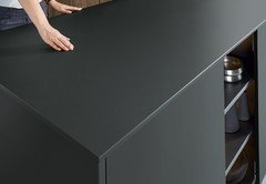 AVO-L767U_UMA-P187_Apl-AFP_2022