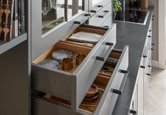 CLC-L277M_Vitrine_Auszug_2022